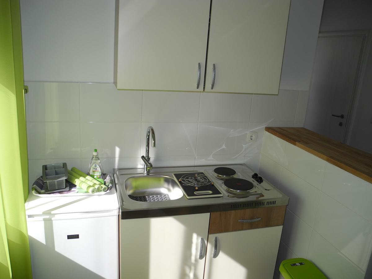 Apartments Nives Crikvenica Extérieur photo