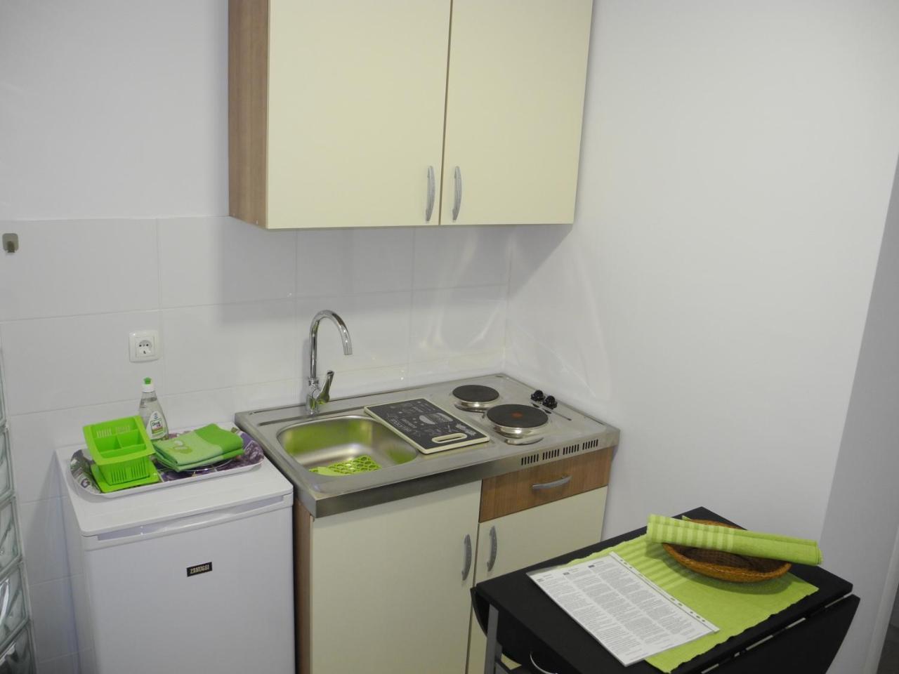 Apartments Nives Crikvenica Extérieur photo